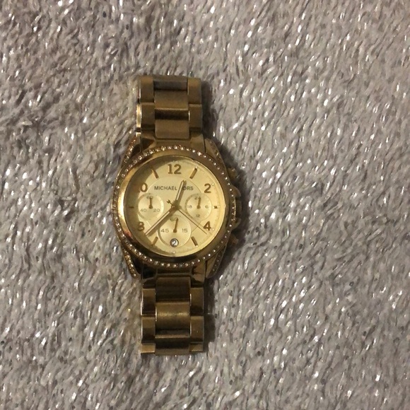 Micheal Kors gold watch jewelry women accessories MK - Picture 2 of 5